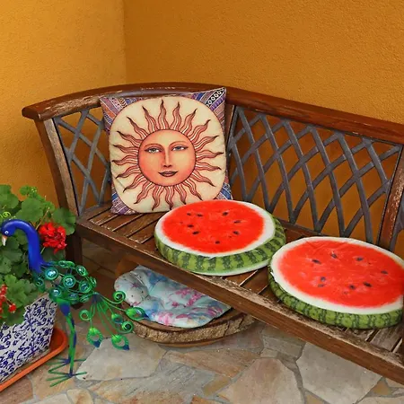 Sonce Bed & Breakfast 2*