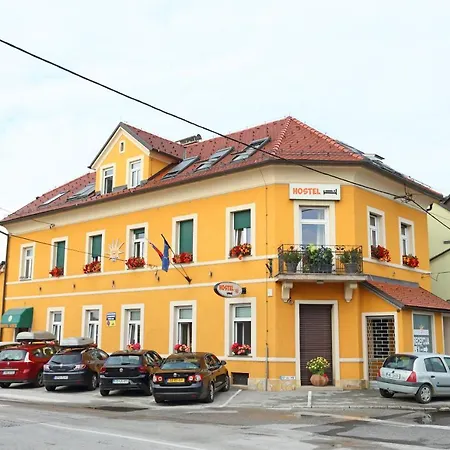 Sonce Bed & Breakfast 2*