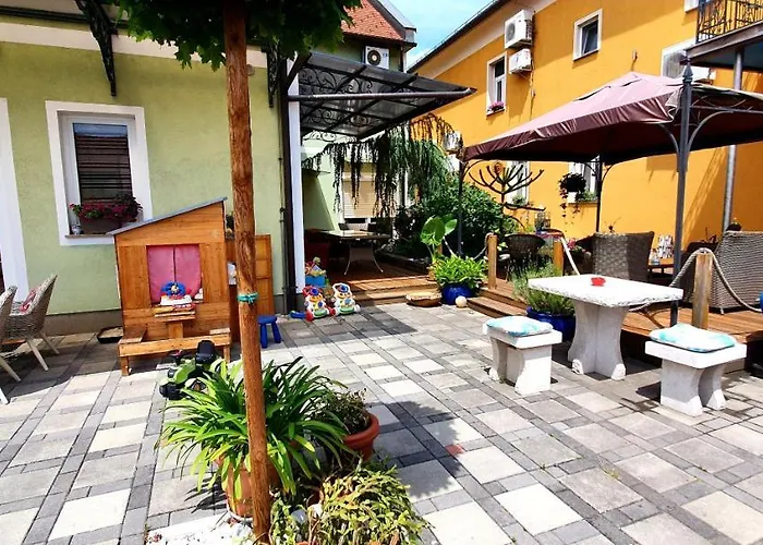 Bed and Breakfast Sonce Πτούι